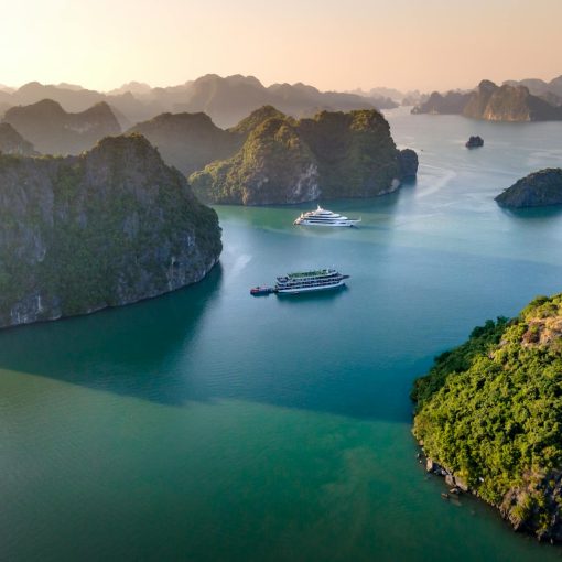 Cát Bà có phải Hạ Long không? Kinh nghiệm du lịch mới nhất