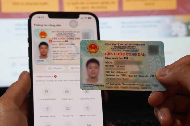 Có nên chụp ảnh CCCD cho người khác không?