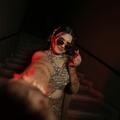 Người chụp hình không ăn ảnh sướng hay khổ?