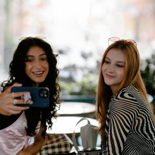 làm sao để biết khuôn mặt thật của mình