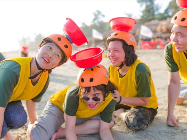 Chụp ảnh khoảnh khắc cảm xúc Teambuilding